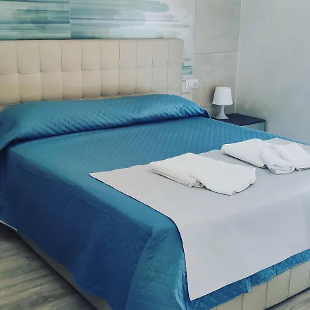 Bed and Breakfast Le Gemelline Σαλέρνο